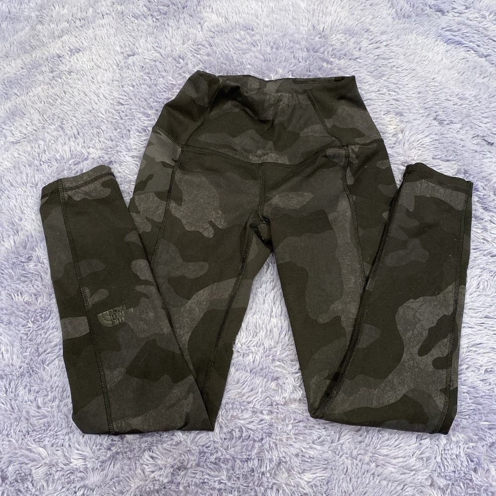The North Face size Small Women's Black and Grey Camo ‎ Leggings Flashdry